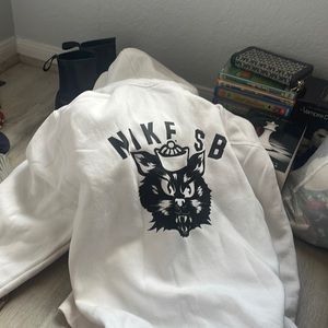nike hoodie